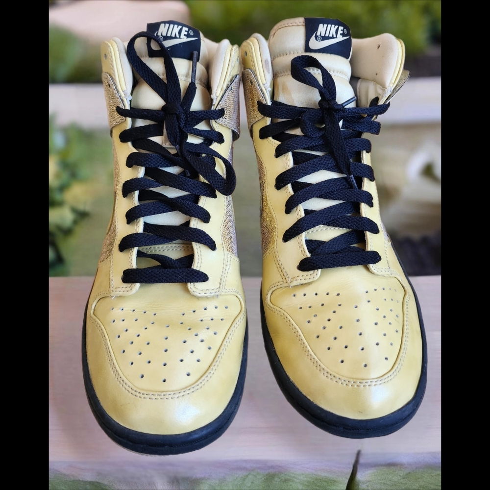 NIKE DUNK HIGH WOMEN'S GOLD GLITTER BASKETBALL SNEAKERS SIZE 11 - Picture 5 of 5